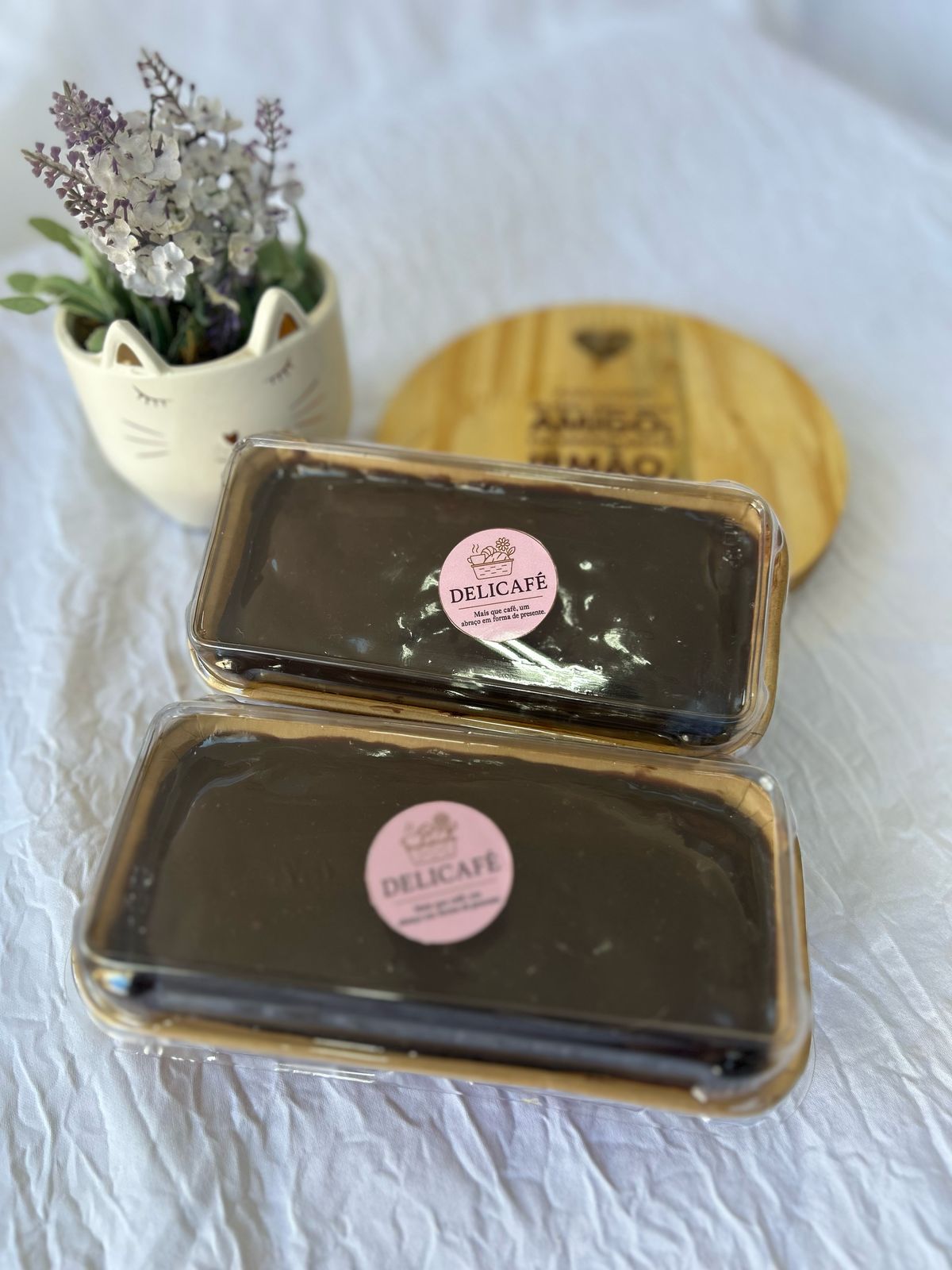 Bolo de Cenoura com Chocolate Médio